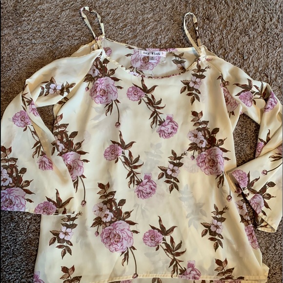 Cold shoulder blouse - Picture 1 of 4